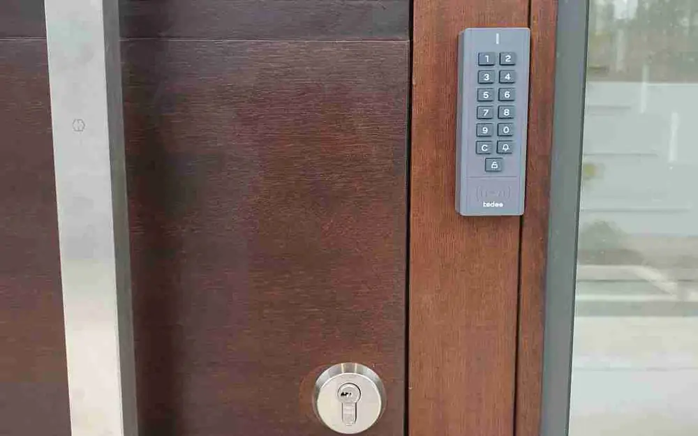 Holiday Let & Airbnb Lock Security in Fuengirola: A Guide for Owners