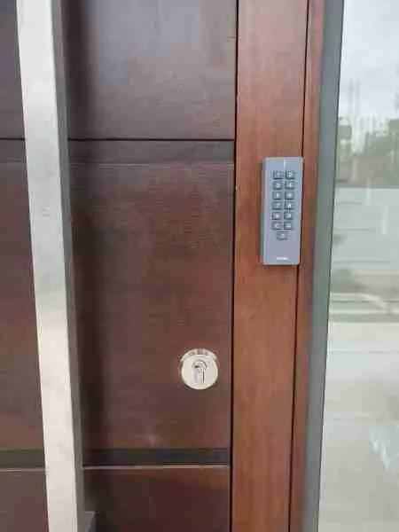 Cerradura electrónica inteligente en Fuengirola