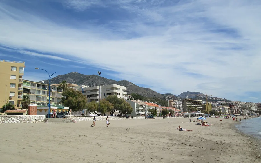 Playa de Carvajal, Fuengirola — zona de servicio del cerrajero Santiago