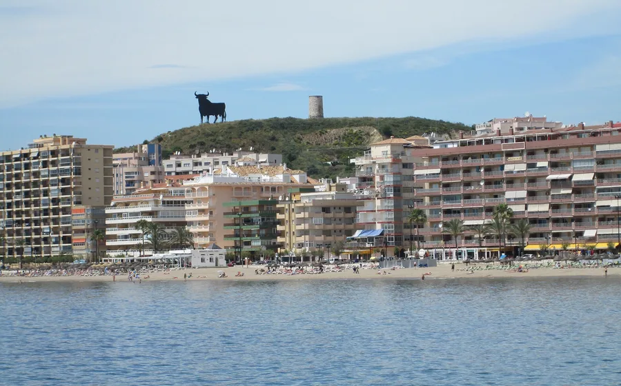 Frente marítimo de Torreblanca, Fuengirola — zona de servicio del cerrajero Santiago